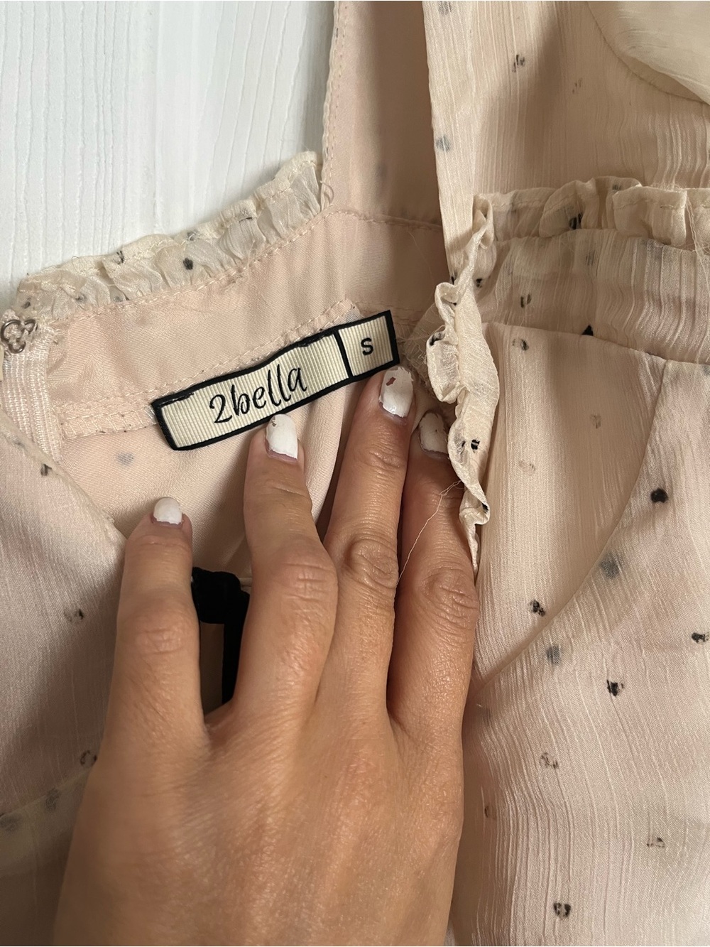 Romantic Cream Puff-Sleeve Mini Dress with Black Tie Detail - Picture 2 of 7